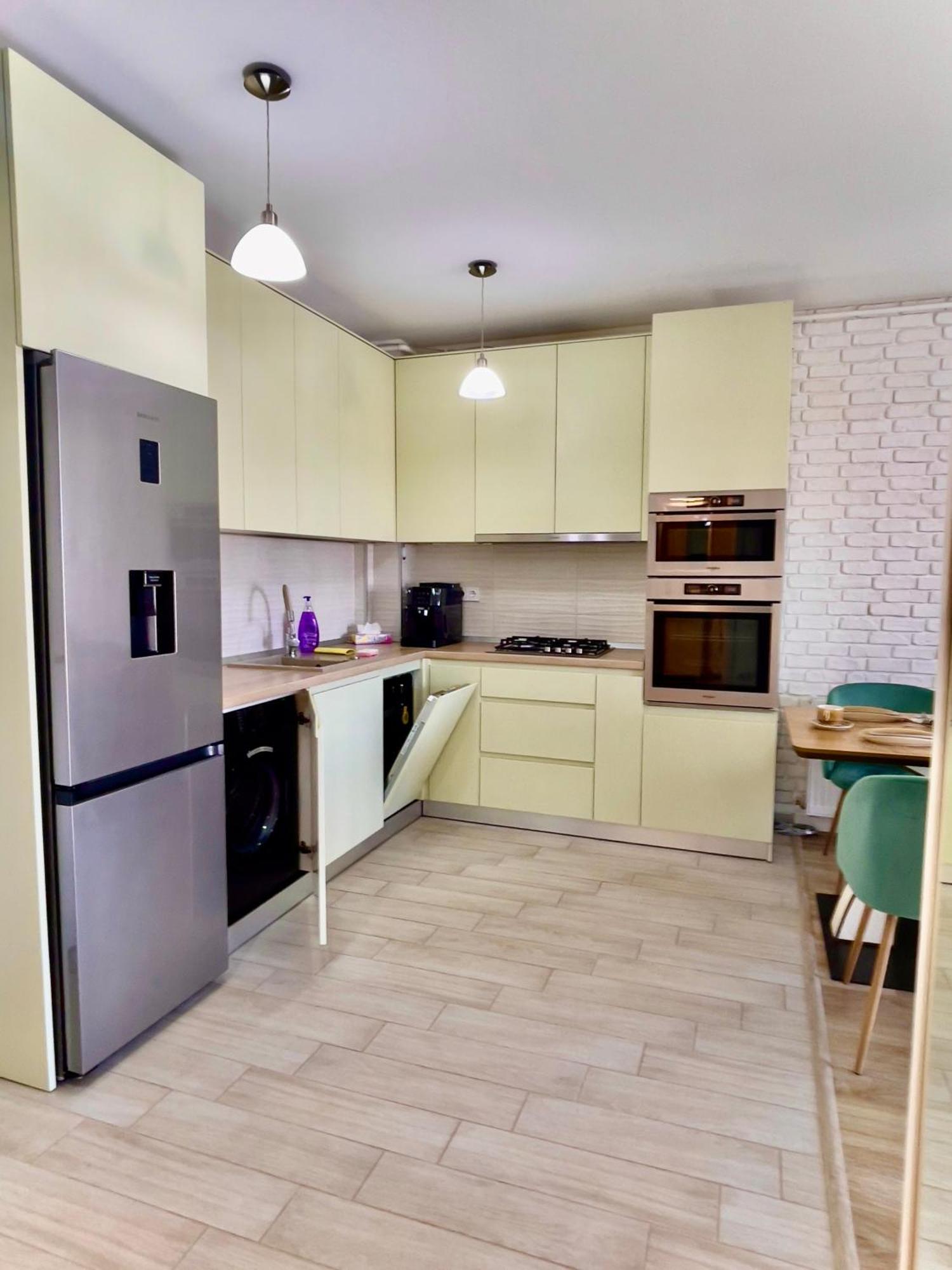 Piazza Vista - Granvia Park Apartment Букурещ Екстериор снимка